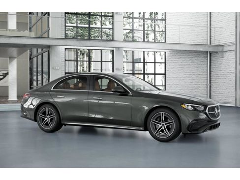 New 2026 Mercedes-Benz E 350 4MATIC Sedan image 13
