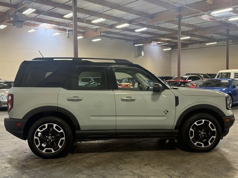 Used 2021 Ford Bronco Sport Outer Banks w/ Outer Banks Package AWD/4WD image 8