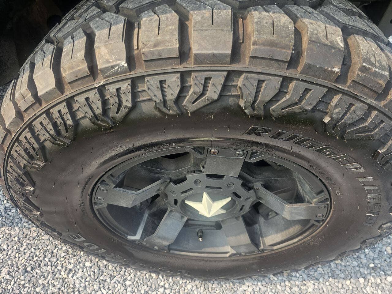 Used 2012 Jeep Wrangler Unlimited Sport AWD/4WD image 12