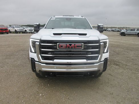 New 2026 GMC Sierra 3500 SLT w/ SLT Premium Package image 12