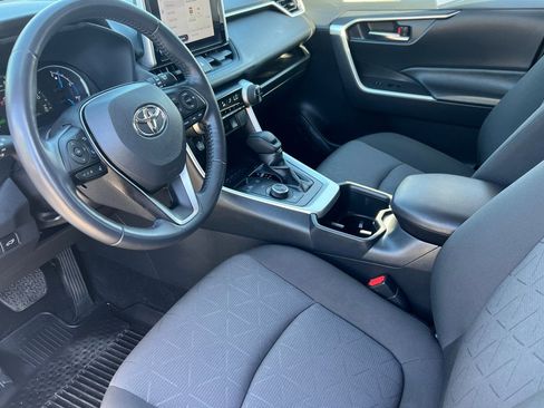 Used 2023 Toyota RAV4 XLE w/ Convenience Package image 11