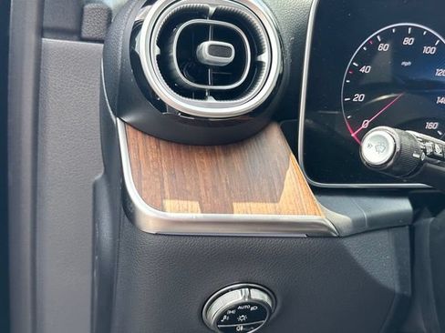 Certified 2026 Mercedes-Benz GLC 300 4MATIC image 25