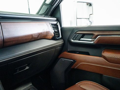 Used 2024 GMC Sierra 2500 Denali Ultimate w/ Max Trailering Package image 54