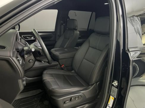 Used 2024 Chevrolet Tahoe RST w/ RST Performance Edition AWD/4WD image 18