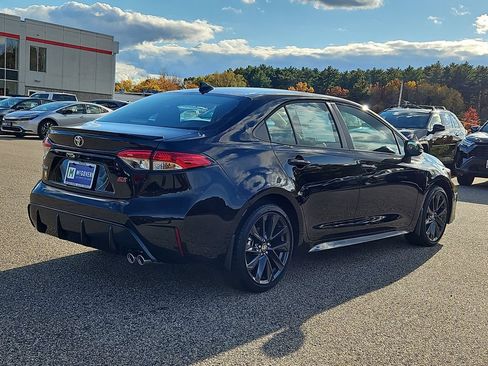 New 2026 Toyota Corolla SE FWD image 2