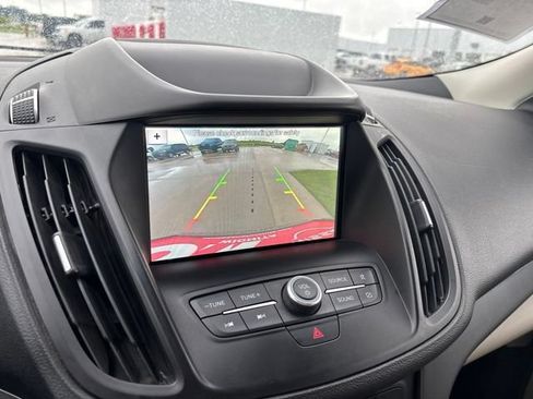 Used 2019 Ford Escape SE FWD image 28
