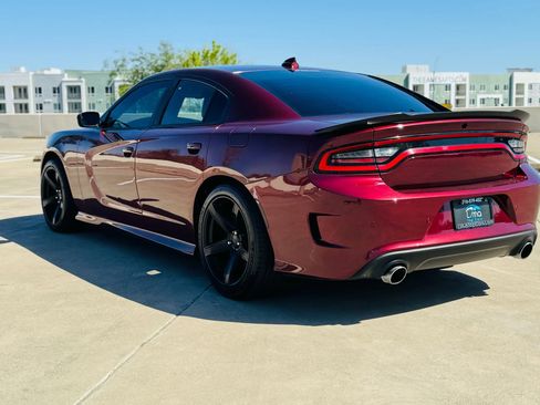 Used 2017 Dodge Charger R/T image 27