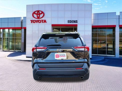Certified 2025 Toyota RAV4 XLE FWD image 4
