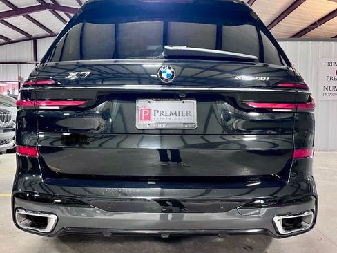 Used 2025 BMW X7 xDrive40i w/ M Sport Package AWD/4WD image 4