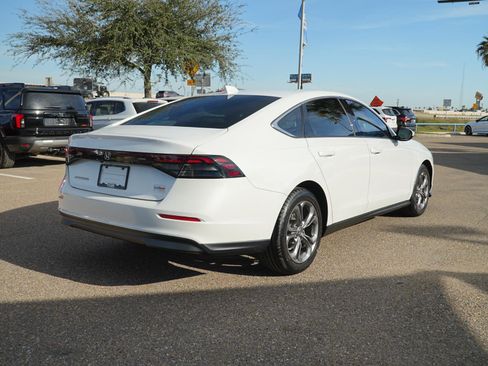 Used 2024 Honda Accord EX image 5