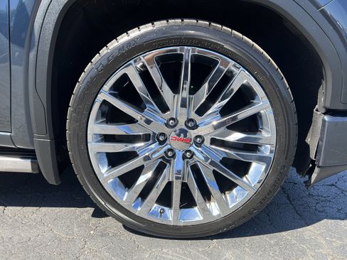 Used 2019 GMC Sierra 1500 Denali w/ Denali Ultimate Package AWD/4WD image 11