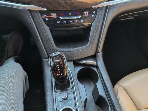 Used 2020 Cadillac XT6 Premium Luxury w/ Platinum Package image 5