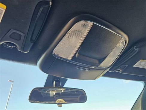 Used 2018 Dodge Charger SXT w/ Blacktop Package image 28