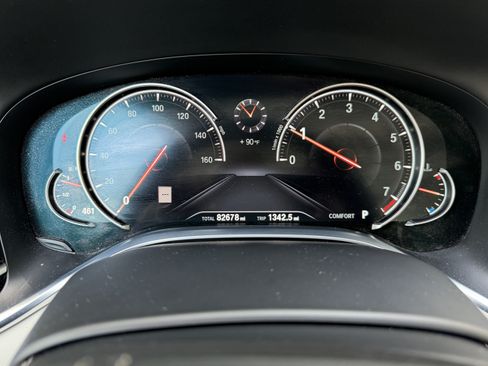 Used 2016 BMW 740i RWD image 21