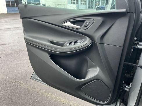 Used 2025 Buick Encore GX Preferred image 18