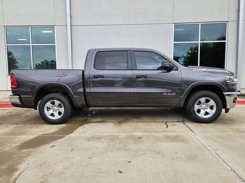 New 2026 RAM 1500 4x4 Crew Cab image 2