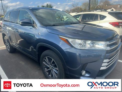Used 2018 Toyota Highlander XLE image 1