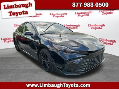 Used 2025 Toyota Camry SE