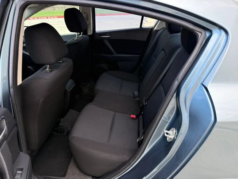 Used 2010 MAZDA MAZDA3 i Touring FWD image 14