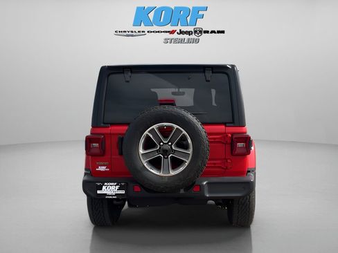 Used 2021 Jeep Wrangler Unlimited Sahara image 5