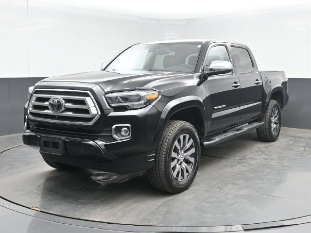 Used 2022 Toyota Tacoma Limited AWD/4WD image 10