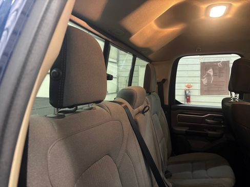 Used 2020 RAM 1500 Big Horn AWD/4WD image 32