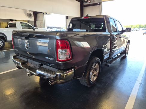 Used 2022 RAM 1500 Big Horn AWD/4WD image 3