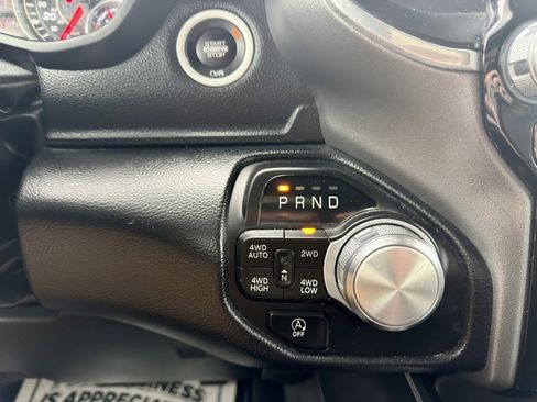 Used 2022 RAM 1500 Laramie w/ Sport Appearance Package image 21