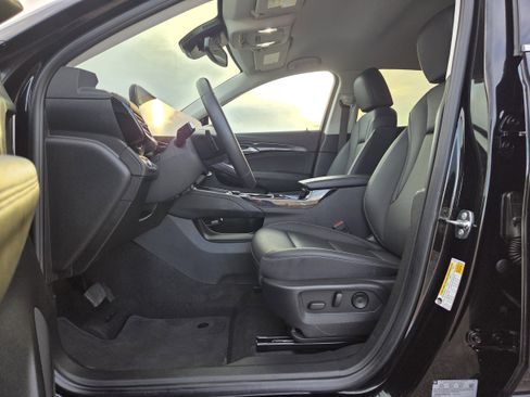 Used 2025 Buick Envision Preferred image 12