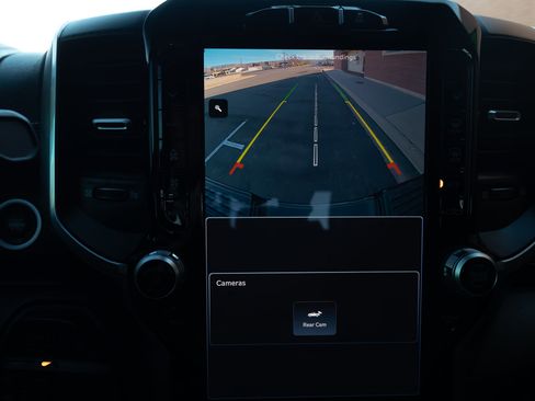 Used 2024 RAM 2500 Laramie w/ Night Edition image 27