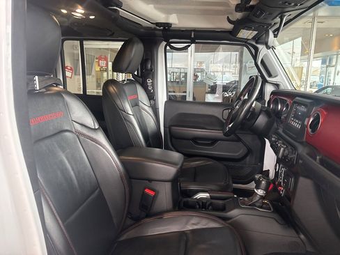 Used 2021 Jeep Gladiator Rubicon w/ Trailer Tow Package image 28