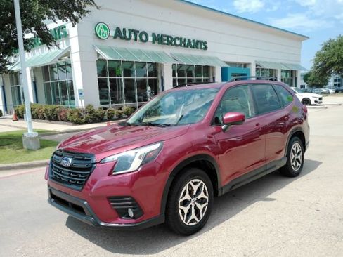 Used 2023 Subaru Forester Premium AWD/4WD image 1