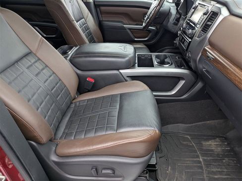 Used 2017 Nissan Titan Platinum Reserve image 20