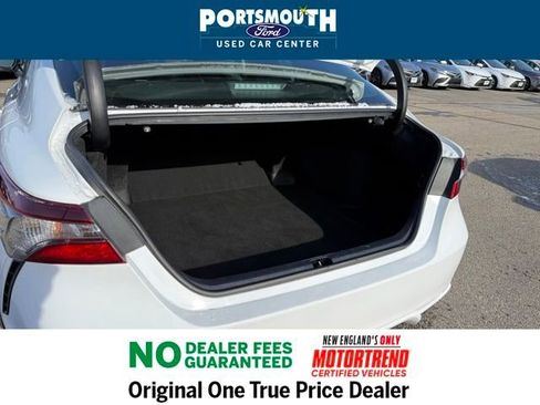 Used 2024 Toyota Camry SE w/ Cold Weather Package image 14