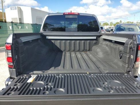 New 2026 Nissan Frontier 2WD Crew Cab image 5