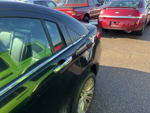 Used 2012 Chrysler 200 Limited image 8