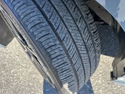 Used 2024 Nissan Sentra SR w/ SR Premium Package image 31