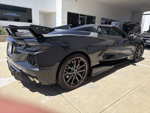 Used 2023 Chevrolet Corvette Stingray Premium Conv RWD image 4