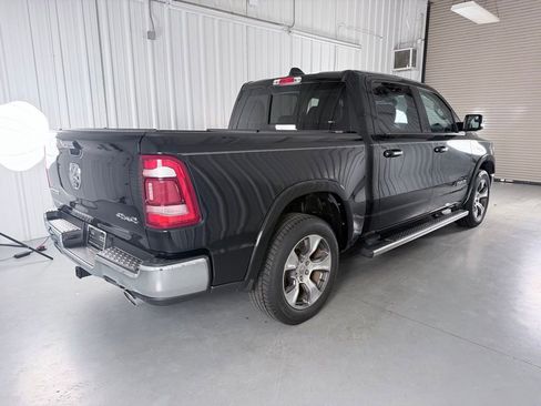 Used 2019 RAM 1500 Laramie AWD/4WD image 4
