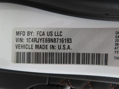Used 2022 Jeep Grand Cherokee Summit w/ Advanced Protech Group IV AWD/4WD image 28