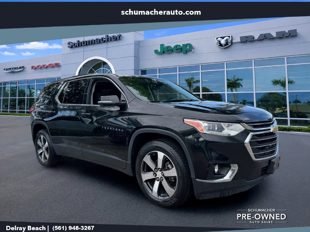 Used 2019 Chevrolet Traverse LT w/ LT Premium Package AWD/4WD image 1