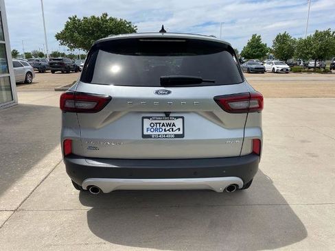 Certified 2023 Ford Escape Platinum w/ Premium Technology Package AWD/4WD image 6