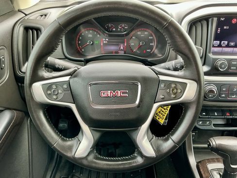 Used 2016 GMC Canyon SLT w/ Driver Alert Package image 38