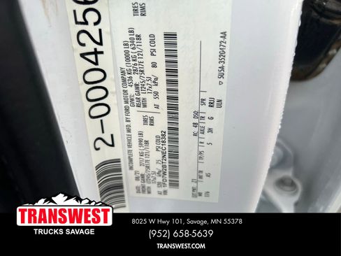 Used 2022 Ford F250 XL w/ Power Equipment Group image 2