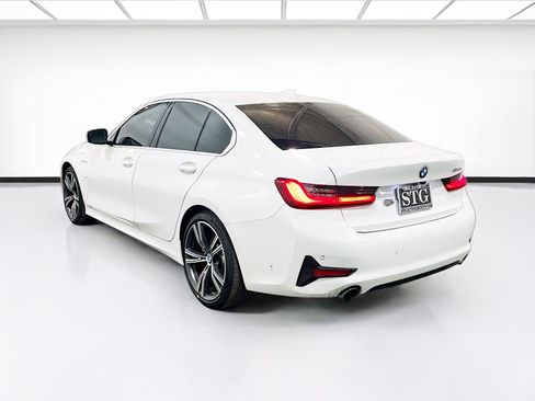 Used 2021 BMW 330e w/ Convenience Package image 6