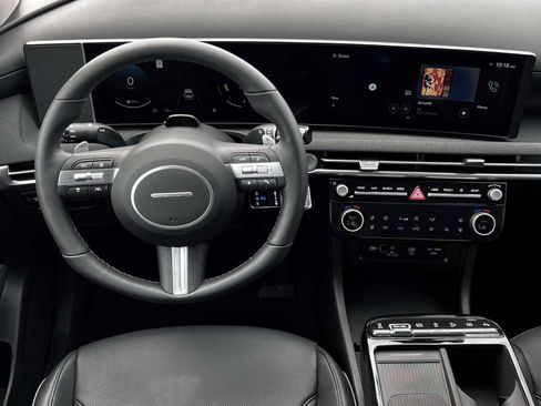 New 2026 Hyundai Tucson Limited image 17