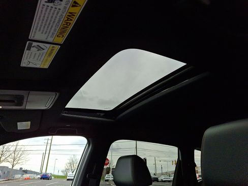 Used 2023 Honda CR-V Sport Touring image 14