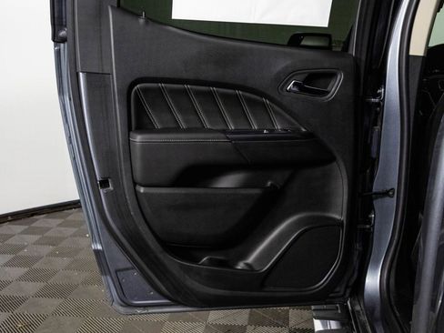 Certified 2022 GMC Canyon Denali image 33