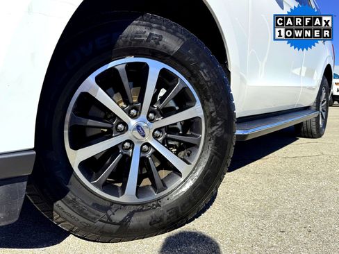 Used 2021 Ford Expedition XLT image 2