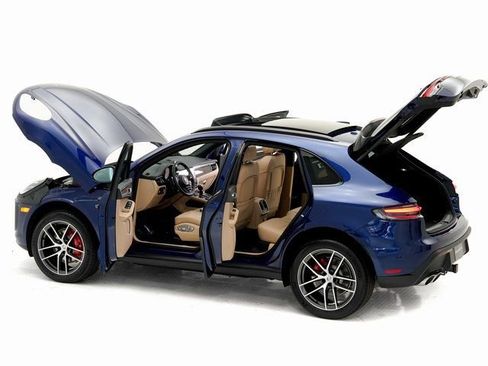 New 2026 Porsche Macan S image 32